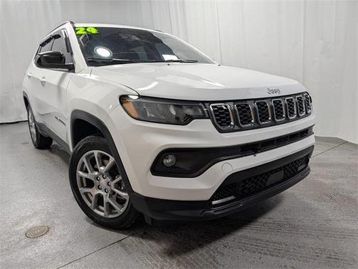 2024 Jeep Compass Latitude Lux