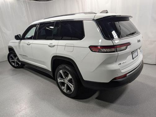 Bright White Clearcoat 2023 Jeep Grand Cherokee L Limited