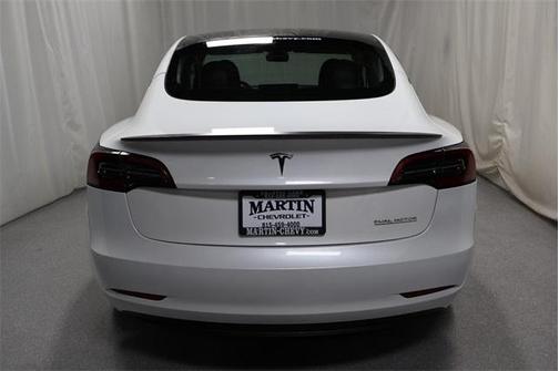 2023 Tesla Model 3 Performance