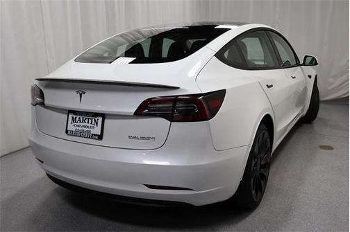 2023 Tesla Model 3 Performance
