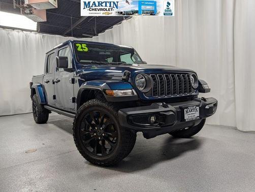 Fathom Blue Pearlcoat 2025 Jeep Gladiator Sport