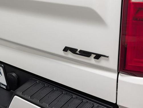 Summit White 2024 Chevrolet Silverado 1500 RST
