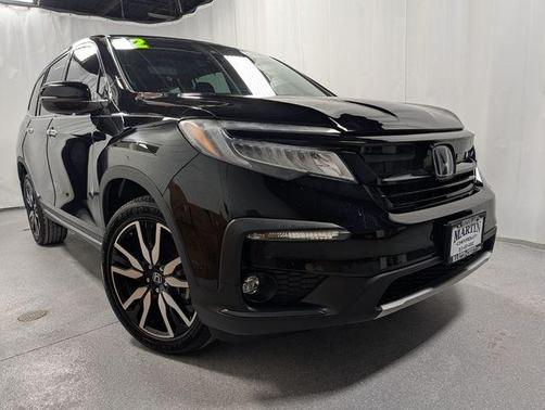 2022 Honda Pilot Touring 8-Passenger