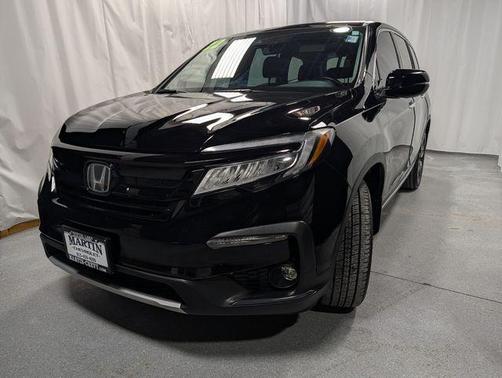 2022 Honda Pilot Touring 8-Passenger