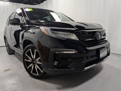 2022 Honda Pilot Touring 8-Passenger