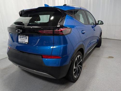 Bright Blue Metallic 2023 Chevrolet Bolt EUV Premier