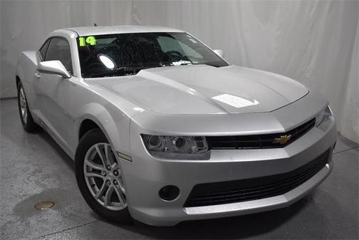 Photo 2 of 19 of 2014 Chevrolet Camaro 1LS