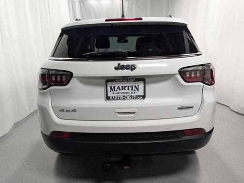 Bright White Clearcoat 2022 Jeep Compass Latitude Lux