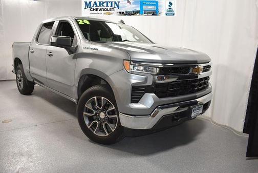Sterling Gray Metallic 2024 Chevrolet Silverado 1500 LT
