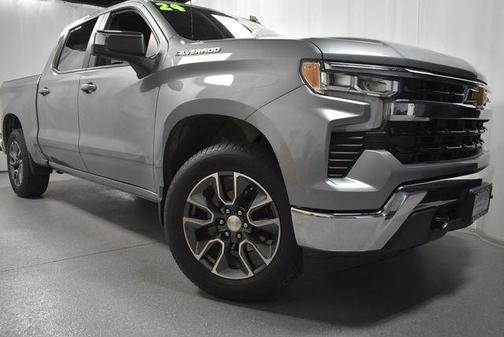 Sterling Gray Metallic 2024 Chevrolet Silverado 1500 LT
