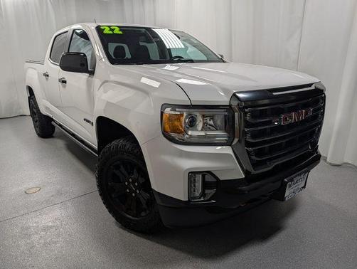 Summit White 2022 GMC Canyon AT4 w/Cloth