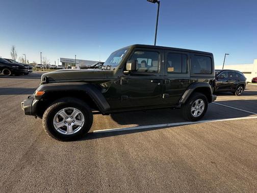 2022 Jeep Wrangler Unlimited Sport