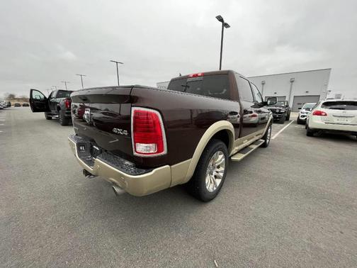 Photo 5 of 12 of 2015 RAM 1500 Longhorn