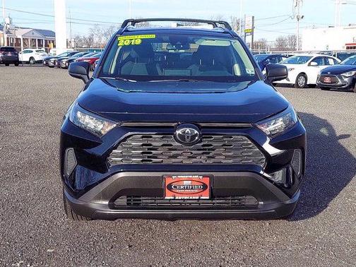 2019 Toyota RAV4 LE