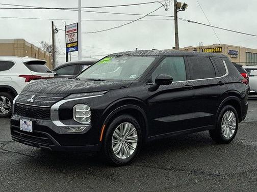 2023 Mitsubishi Outlander ES 2.5 2WD