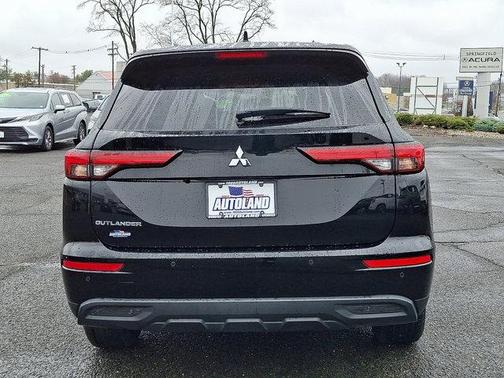 2023 Mitsubishi Outlander ES 2.5 2WD