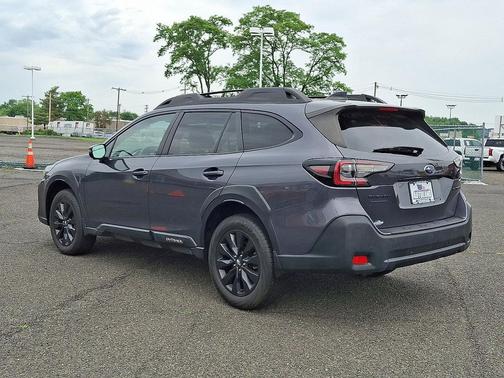 Magnetite Gray Metallic 2024 Subaru Outback Onyx Edition