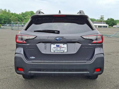Magnetite Gray Metallic 2024 Subaru Outback Onyx Edition