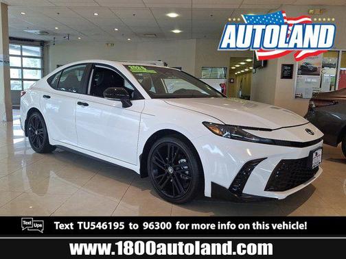 Ice Cap - 040 2026 Toyota Camry SE