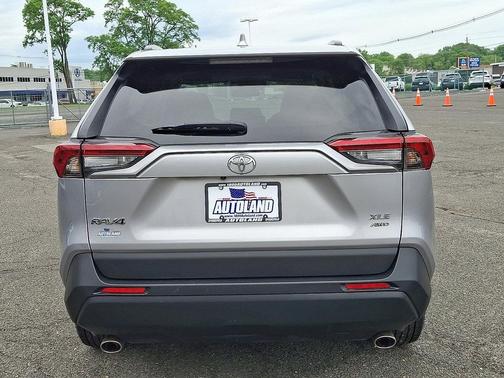 Silver Sky Metallic 2023 Toyota RAV4 XLE
