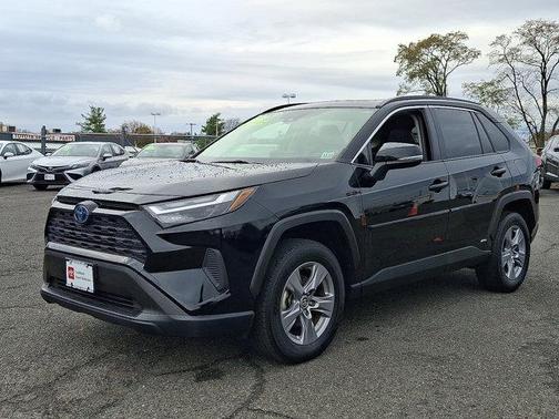 2023 Toyota RAV4 Hybrid XLE