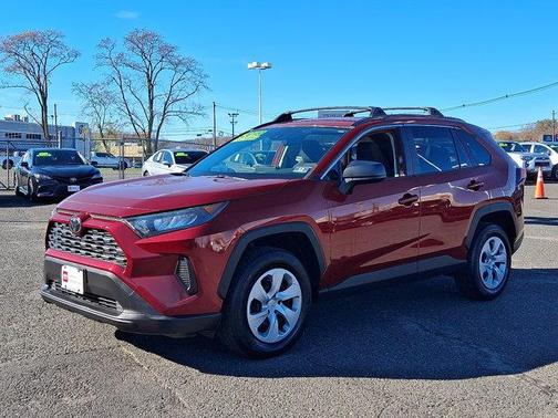 2019 Toyota RAV4 LE