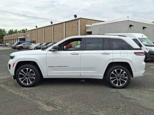 2023 Jeep Grand Cherokee Overland