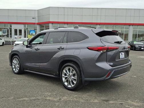 2023 Toyota Highlander Hybrid Limited