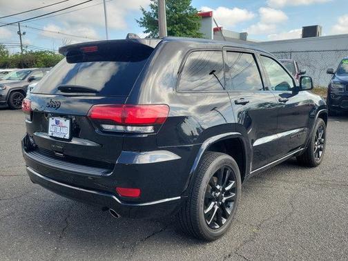 2021 Jeep Grand Cherokee Laredo