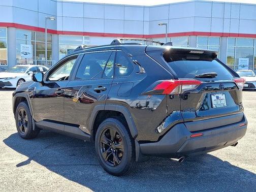 2019 Toyota RAV4 Hybrid XLE