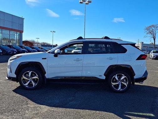 2023 Toyota RAV4 Prime SE