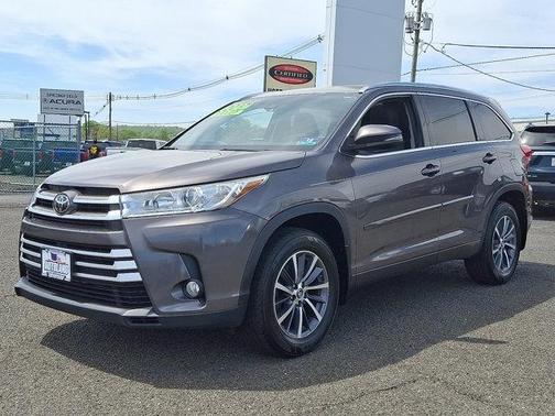 2017 Toyota Highlander XLE