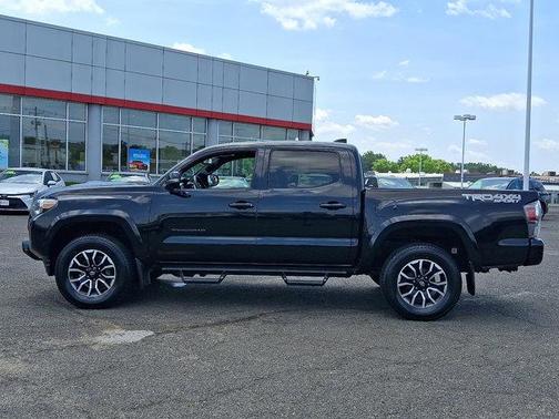 2020 Toyota Tacoma TRD Sport