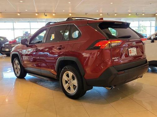2021 Toyota RAV4 Hybrid LE
