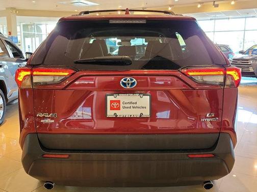 2021 Toyota RAV4 Hybrid LE