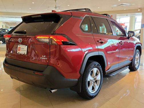 2021 Toyota RAV4 Hybrid LE