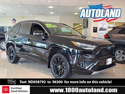 2022 Toyota RAV4 Hybrid SE