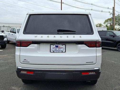 2022 Jeep Wagoneer Series II 4x4