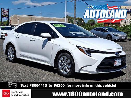 Ice Cap 2023 Toyota Corolla Hybrid LE
