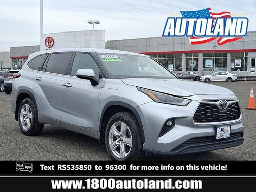 Celestial Silver Metallic - 1J9 2024 Toyota Highlander LE