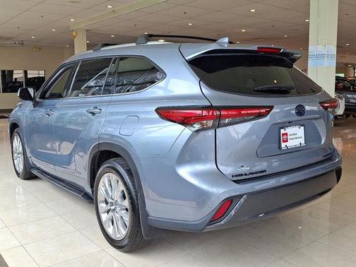 2023 Toyota Highlander Hybrid Limited