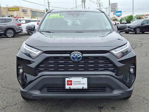 2022 Toyota RAV4 Hybrid XLE Premium