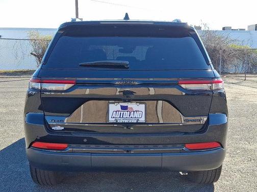 2023 Jeep Grand Cherokee Altitude