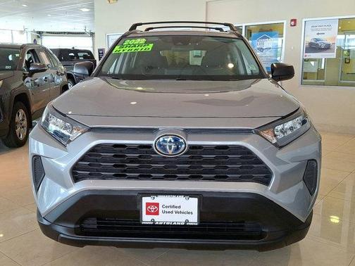 2022 Toyota RAV4 Hybrid LE