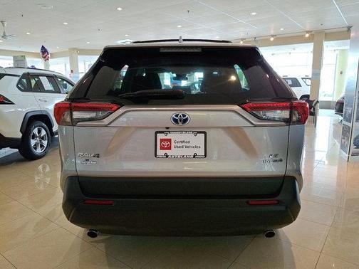 2022 Toyota RAV4 Hybrid LE
