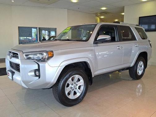 2024 Toyota 4Runner SR5 Premium