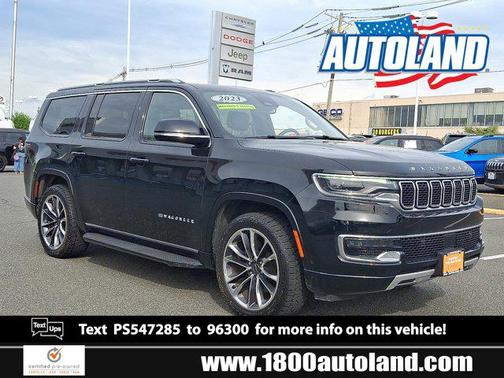 Diamond Black Crystal Pearlcoat 2023 Jeep Wagoneer Series II 4x4