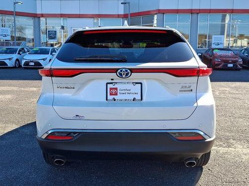 2022 Toyota Venza XLE