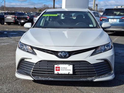 2022 Toyota Camry LE