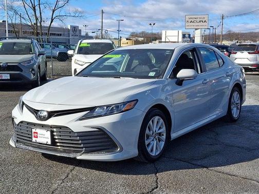 2022 Toyota Camry LE